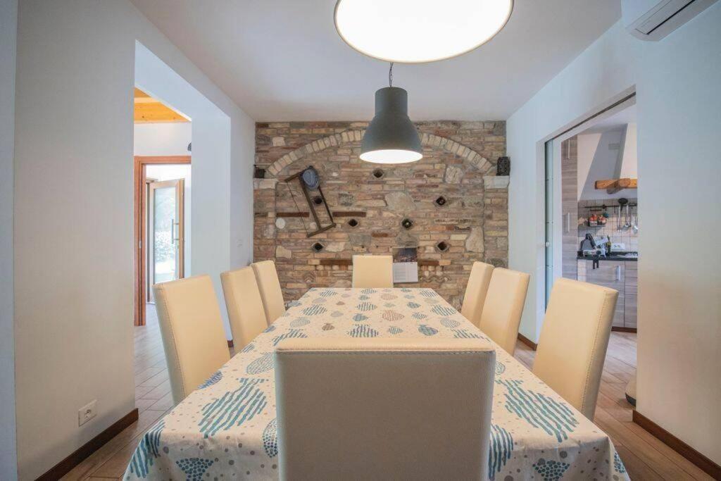 Lovely House In The Most Peacefull Place Of غرادو المظهر الخارجي الصورة