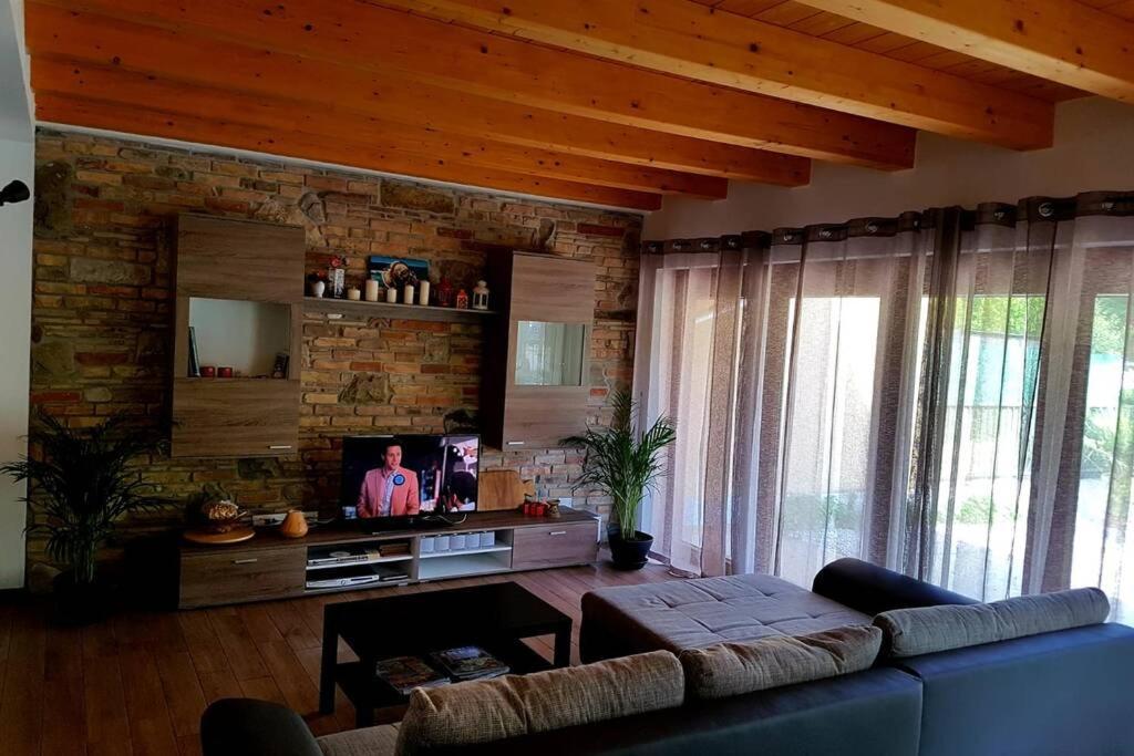 Lovely House In The Most Peacefull Place Of غرادو المظهر الخارجي الصورة